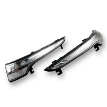 Повторитель поворота в зеркало для ваз-2190 гранта штатный (2шт)