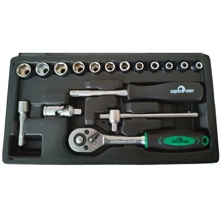 Набор головок 6-ти гр.с трещеткой 1 из 17 предметов /1