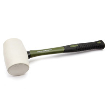 Киянка с фибергласовой ручкой 680 г