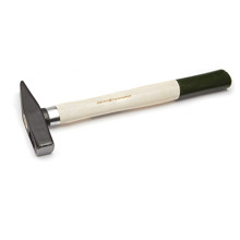 Молоток слесарный с деревянной ручкой 300 г