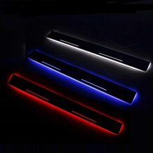 Накладки внутренних порогов с неоновой подсветкой, для BMW X5 2017г. F 15, цвет белый, 4 шт.