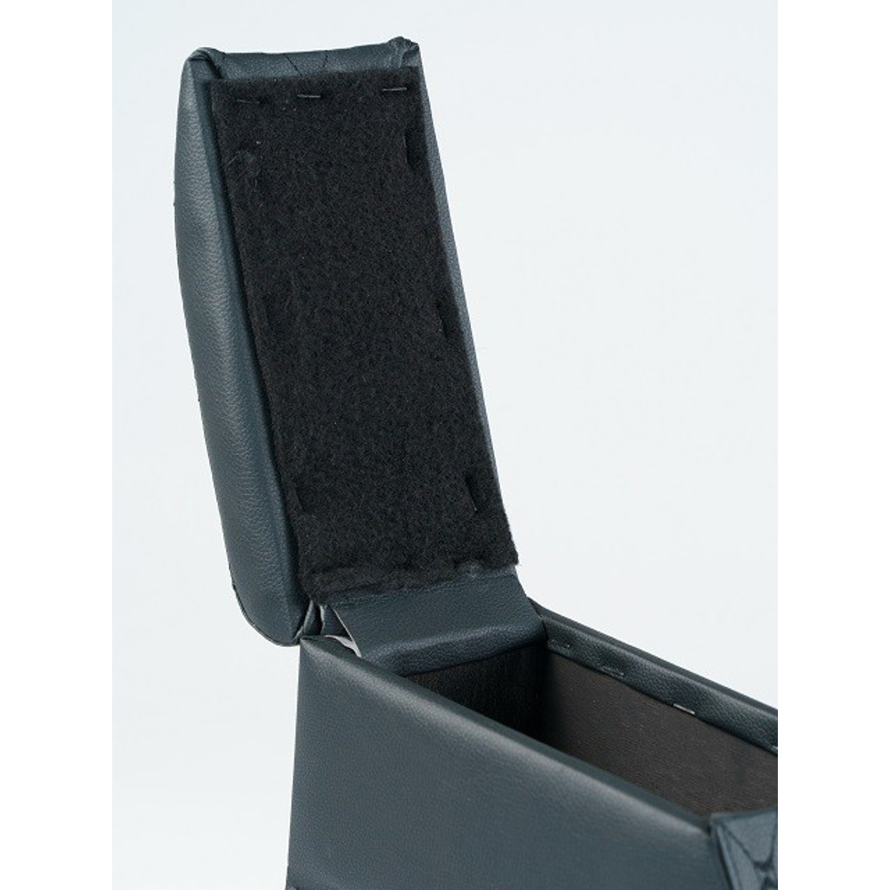 Бар - подлокотник для лада 2114,2109 кож.зам. цвет черный, строчка черная, ромб в коробке Бар - подлокотник для лада 2114,2109 кож.зам. цвет черный, строчка черная, ромб в коробке