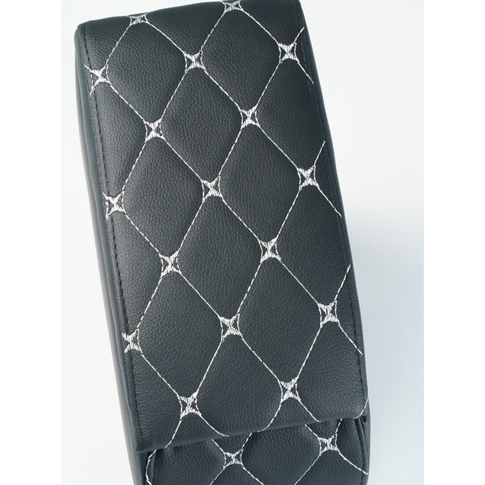 Бар - подлокотник для лада 2110/largus кож.зам. цвет черный, строчка белая, ромб в коробке Бар - подлокотник для лада 2110/largus кож.зам. цвет черный, строчка белая, ромб в коробке