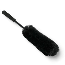 Щетка для чистки колес из натуральной шерсти овчины, общая длина 40см, длина шерсти 18см
