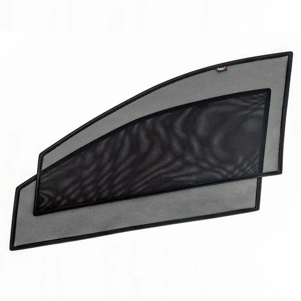 Шторы каркасные боковые на Ford Focus 2 2008-11 тёмная, магнит большой Шторы каркасные боковые на Ford Focus 2 2008-11 тёмная, магнит большой