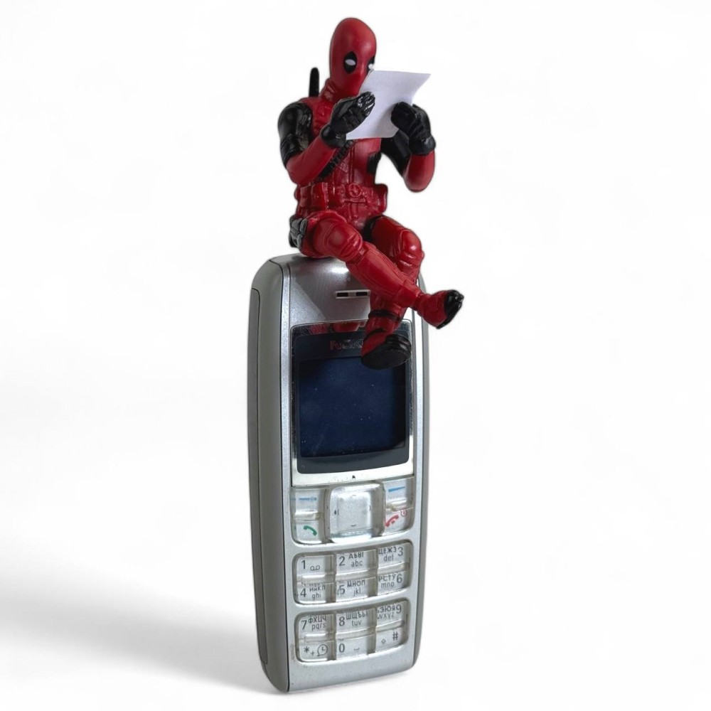 Игрушки на панель дэд пул сидит Игрушки на панель дэд пул сидит