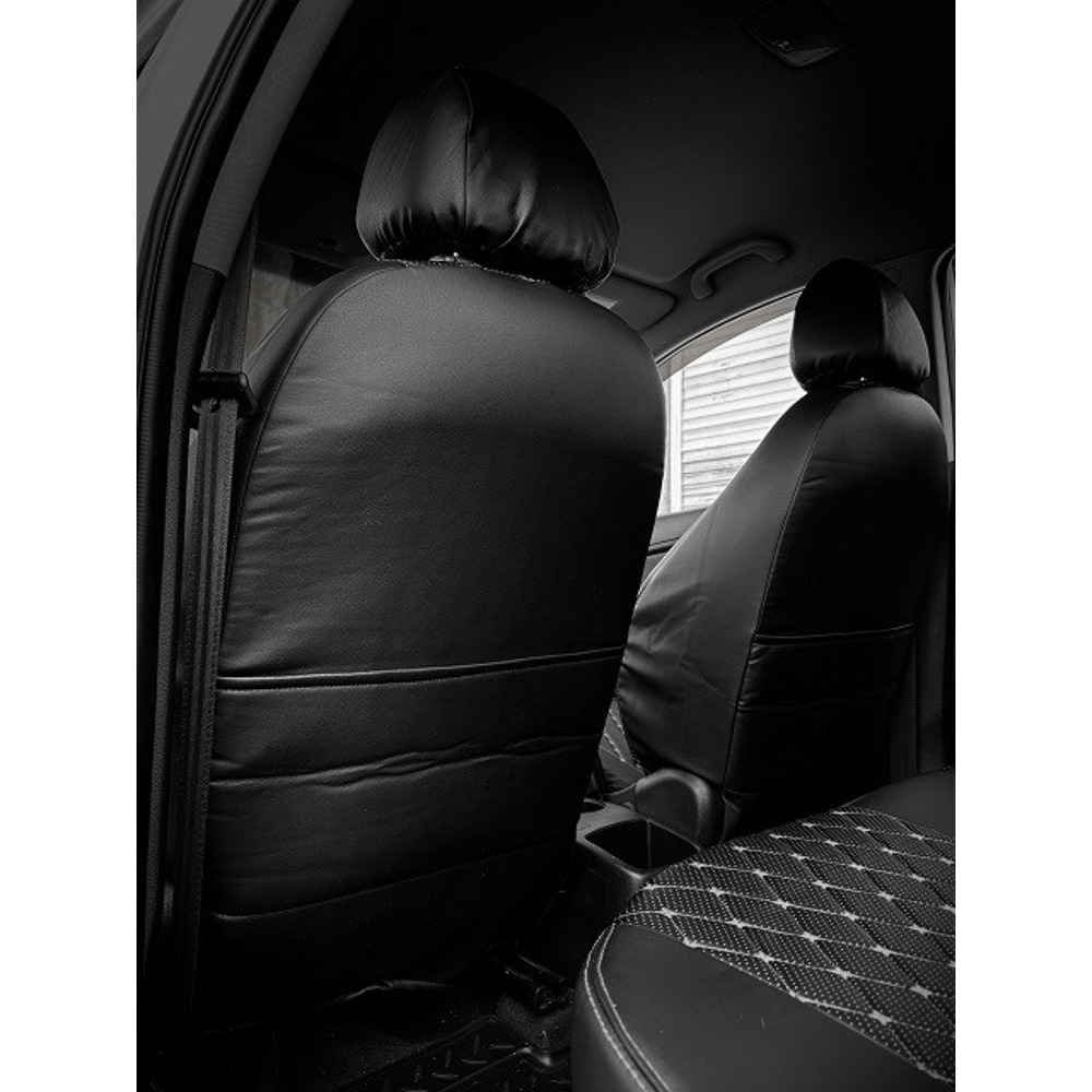 Комплект чехлов на весь салон для ваз - 2170-2 седан с 2013г., Экокожа, ромб, цвет черный/черный/белый Комплект чехлов на весь салон для ваз - 2170-2 седан с 2013г., Экокожа, ромб, цвет черный/черный/белый