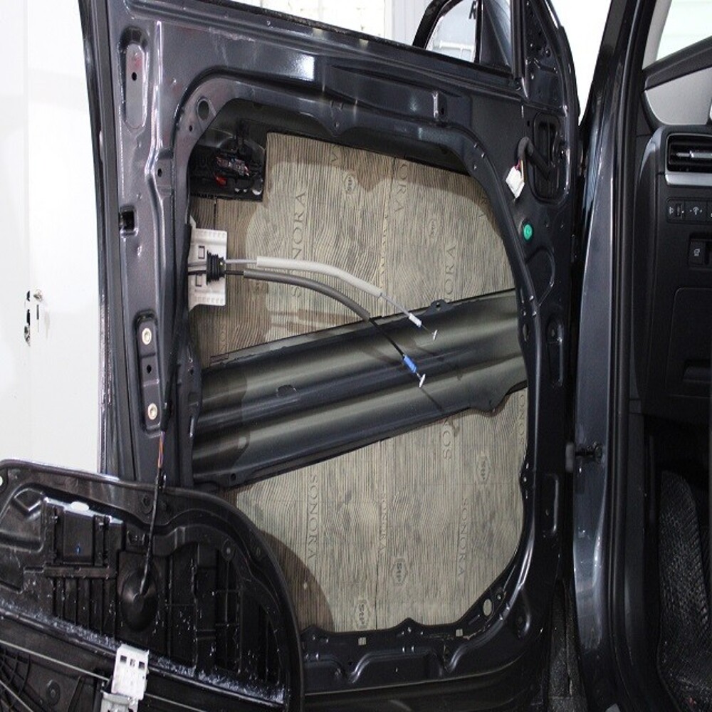 Звукоизоляция Sonora (MINI) 0,365 * 0,47 мм Звукоизоляция Sonora (MINI) 0,365 * 0,47 мм