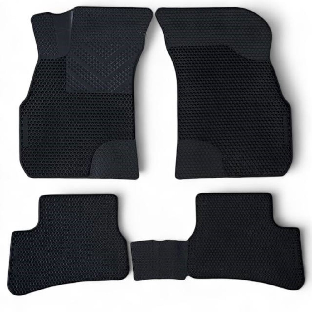 Комплект резиновых ковриков на Hyundai Accent сота борт Комплект резиновых ковриков на Hyundai Accent сота борт