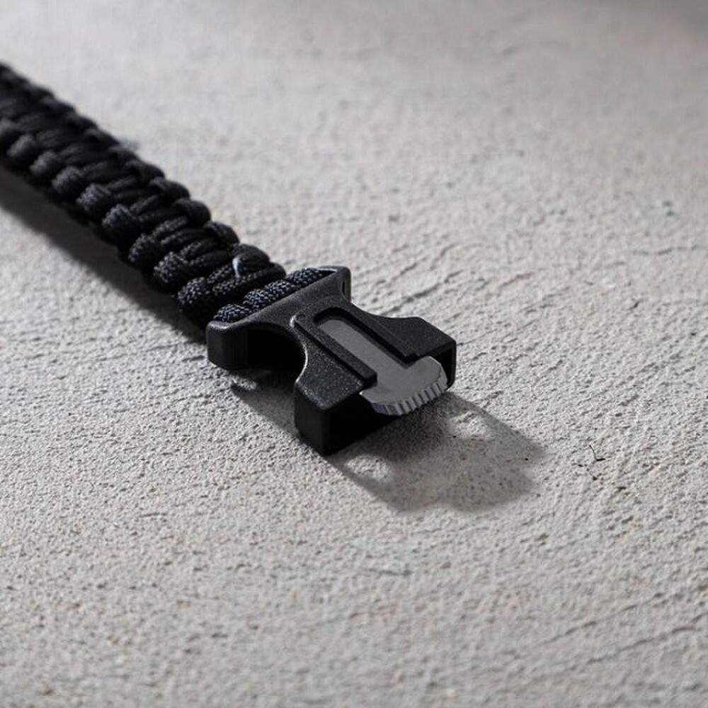 Браслет для выживания 5 в 1, 25,5 см * 2,5 см Браслет для выживания 5 в 1, 25,5 см * 2,5 см