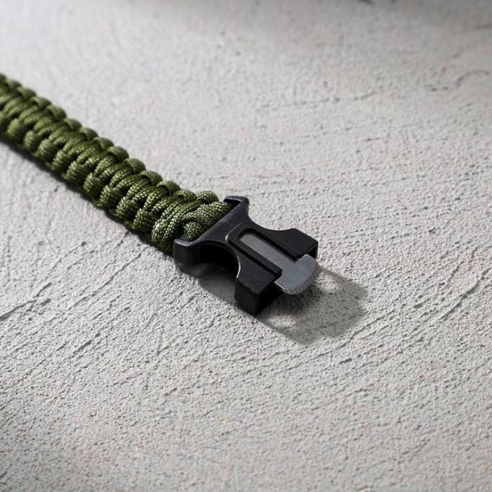 Браслет для выживания Сильный духом, 5 в 1, 25,5 см * 2,5 см Браслет для выживания Сильный духом, 5 в 1, 25,5 см * 2,5 см