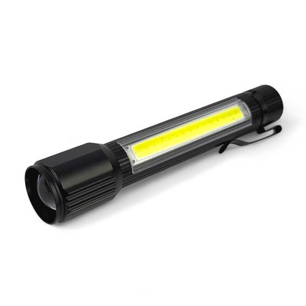 Фонарь ручной аккумуляторный в пластиковом кейсе CF12 1200mah Фонарь ручной аккумуляторный в пластиковом кейсе CF12 1200mah