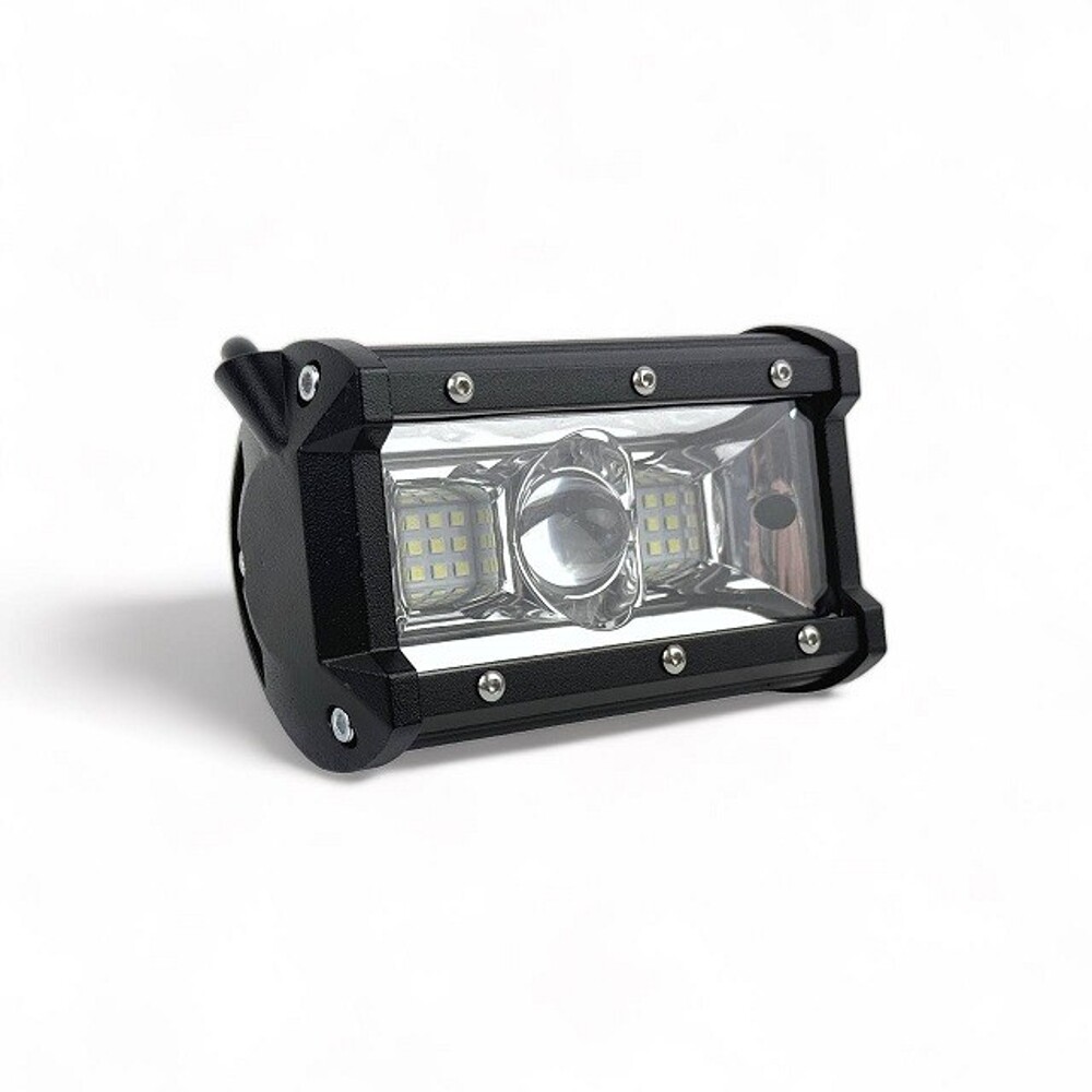 Противотуманная фара светодиодная 3w*32led 96W Противотуманная фара светодиодная 3w*32led 96W