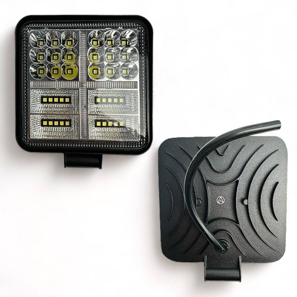 Противотуманная фара светодиодная 40-50W 168*108*76,5 мм 12-24V дальний/ближний (1шт) универсальная Противотуманная фара светодиодная 40-50W 168*108*76,5 мм 12-24V дальний/ближний (1шт) универсальная