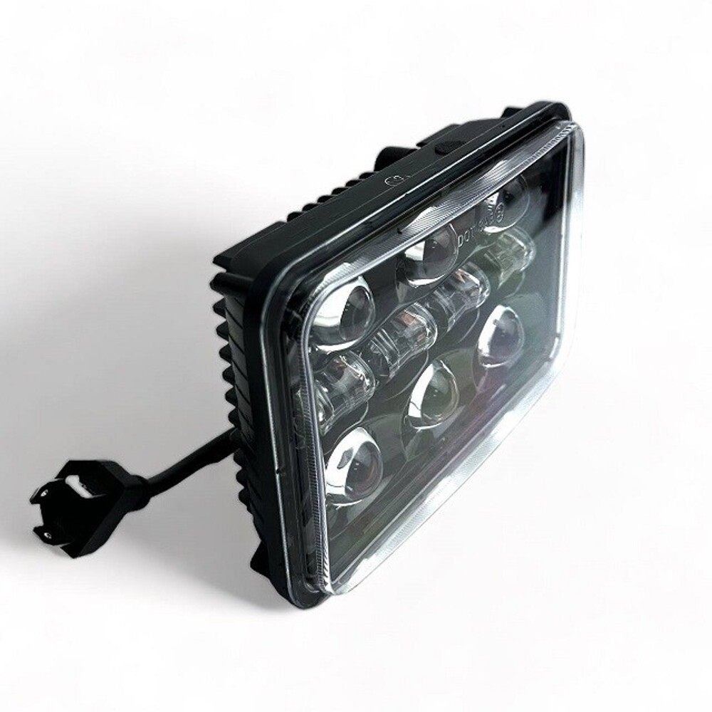 Противотуманная фара светодиодная 33W 145mm дальний/ближний 12-24V (1шт) Противотуманная фара светодиодная 33W 145mm дальний/ближний 12-24V (1шт)