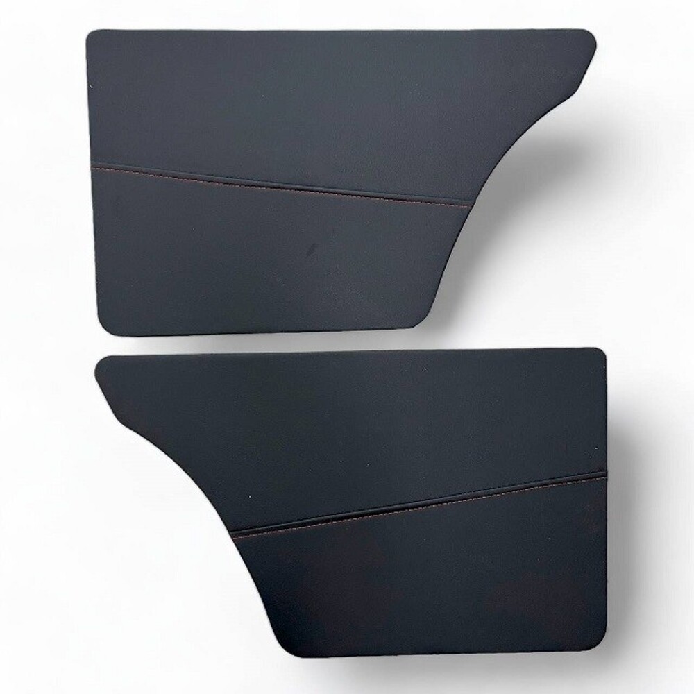 Обшивка дверей на ваз 2101-2107, эко-кожа, цвет чёрный, строчка красная Обшивка дверей на ваз 2101-2107, эко-кожа, цвет чёрный, строчка красная