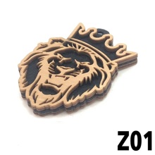 Ароматизатор подвесной деревянный Лев Корона