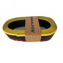 Губа резиновая универсальная карбон