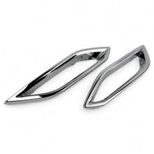 Вставка заднего бампера (двойной выхлоп) Веста Хром (2шт)