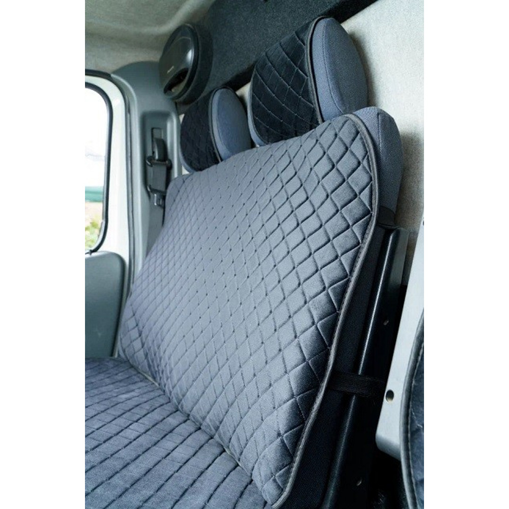 Накидка на газель с боками, ткань велюр, цвет чёрный, строчка чёрная, кант черный Накидка на газель с боками, ткань велюр, цвет чёрный, строчка чёрная, кант черный