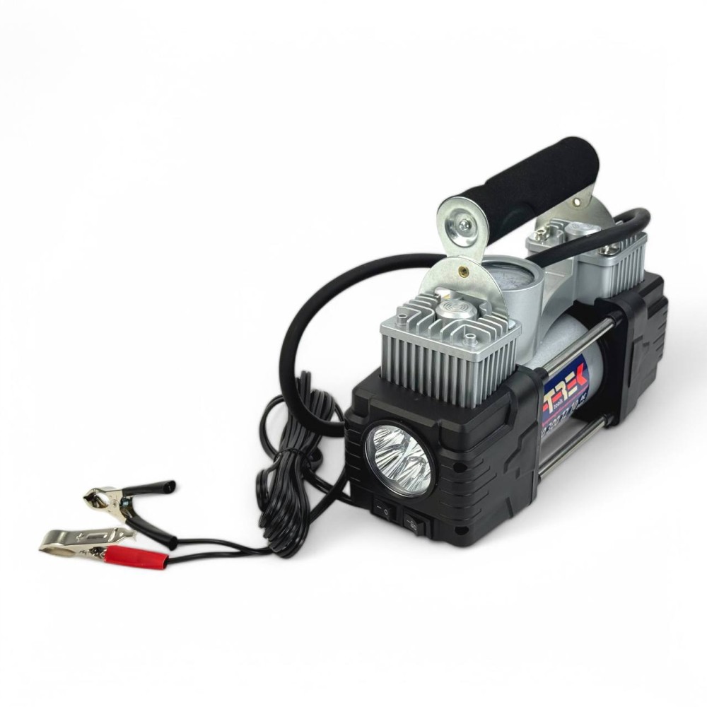 Компрессор 90 л/мин AC - 803 двухпоршневой, с фонарем в кейсе + шиномонтажный инструмент Компрессор 90 л/мин AC - 803 двухпоршневой, с фонарем в кейсе + шиномонтажный инструмент