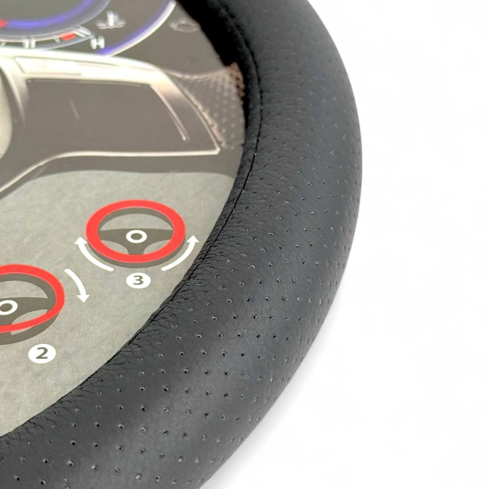 Оплетка из эко-кожи с перфорацией, цвет черный (s) Оплетка из эко-кожи с перфорацией, цвет черный (s)