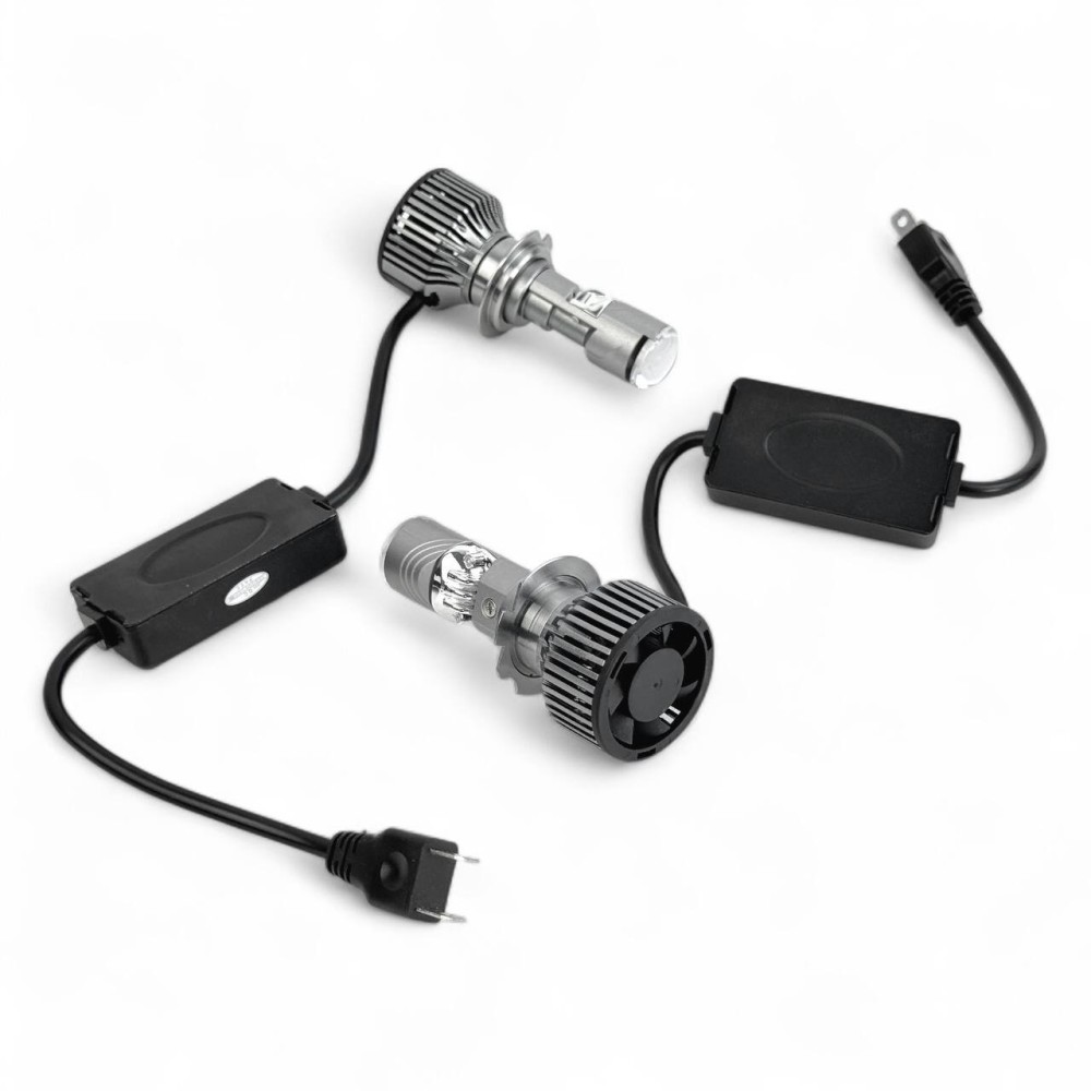 Светодиодные лампы H7 A80T 5700K 3800Лм 38W 12-24V (комплект 2шт) Светодиодные лампы H7 A80T 5700K 3800Лм 38W 12-24V (комплект 2шт)