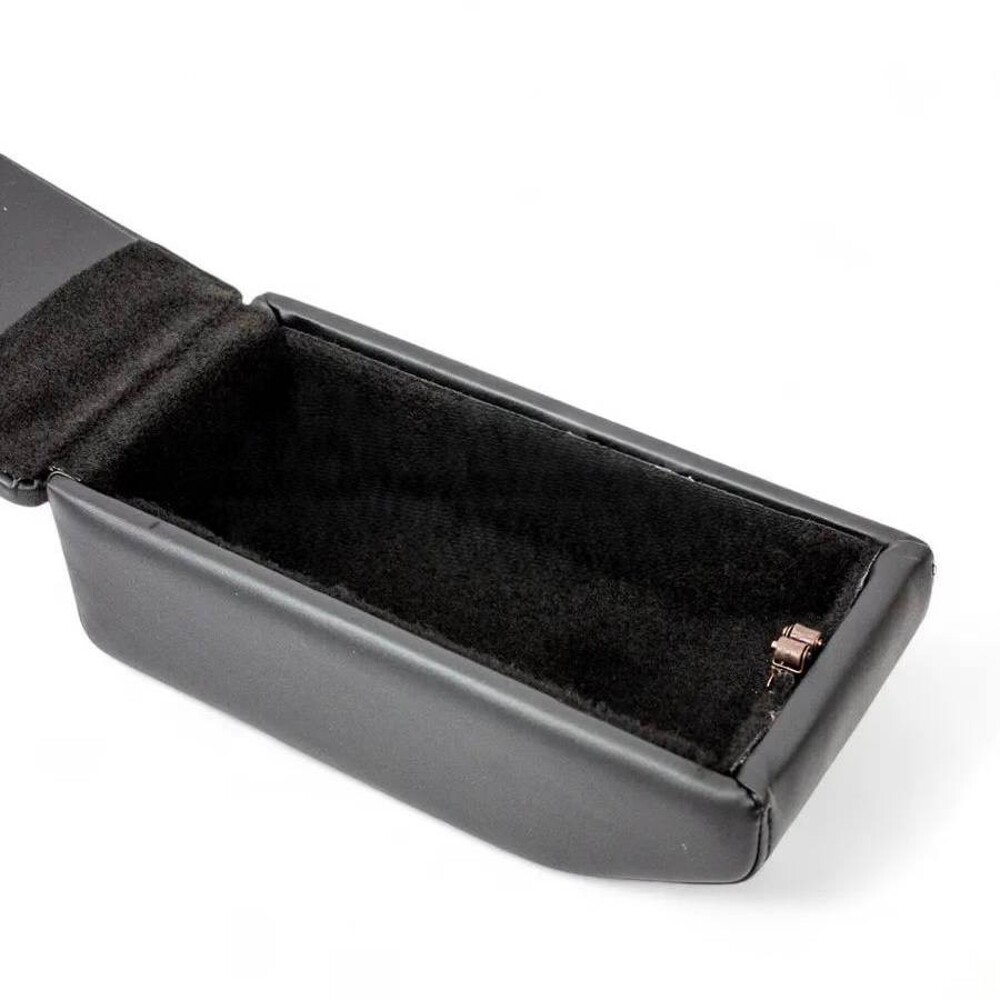 Бокс - подлокотник для газель водительский, черный квадрат, черный, кож.зам. Бокс - подлокотник для газель водительский, черный квадрат, черный, кож.зам.