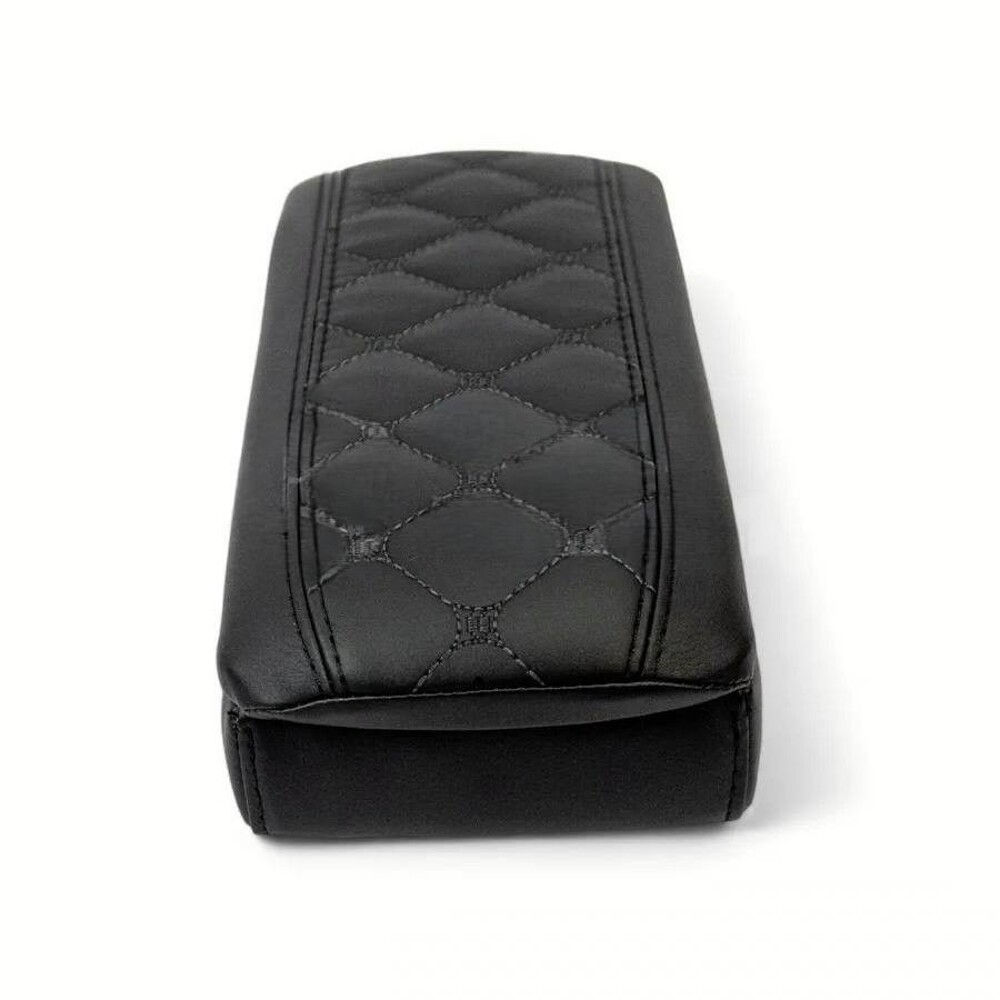 Бокс - подлокотник для газель водительский, черный квадрат, черный, кож.зам. Бокс - подлокотник для газель водительский, черный квадрат, черный, кож.зам.