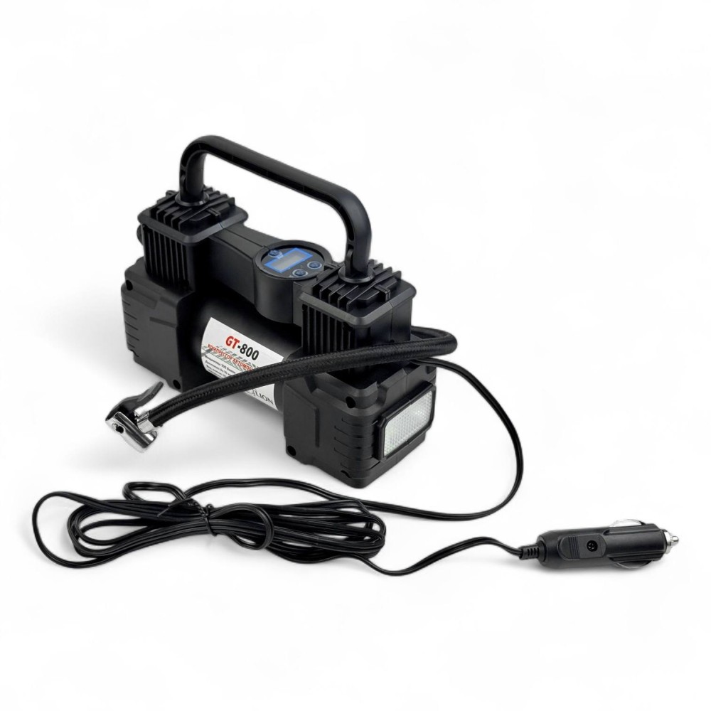 Компрессор 30 л/мин LION 12V цифровой манометр, автостоп, LED-фонарь, двухпоршневой в кейсе с набором инструмент Компрессор 30 л/мин LION 12V цифровой манометр, автостоп, LED-фонарь, двухпоршневой в кейсе с набором инструмент