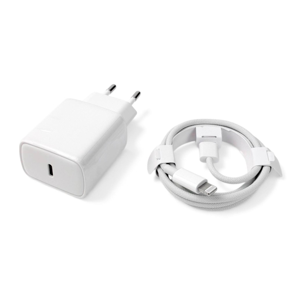 Телефонное сетевое зу type-c 2в1, 3A,25 Вт, поддержка PD, + кабель Lightning, цвет белый Телефонное сетевое зу type-c 2в1, 3A,25 Вт, поддержка PD, + кабель Lightning, цвет белый