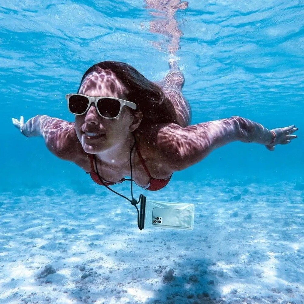 Чехол водонепроницаемый для смарфонов 7,2 и документов с нашейным шнуром, цвет синий Чехол водонепроницаемый для смарфонов 7,2 и документов с нашейным шнуром, цвет синий